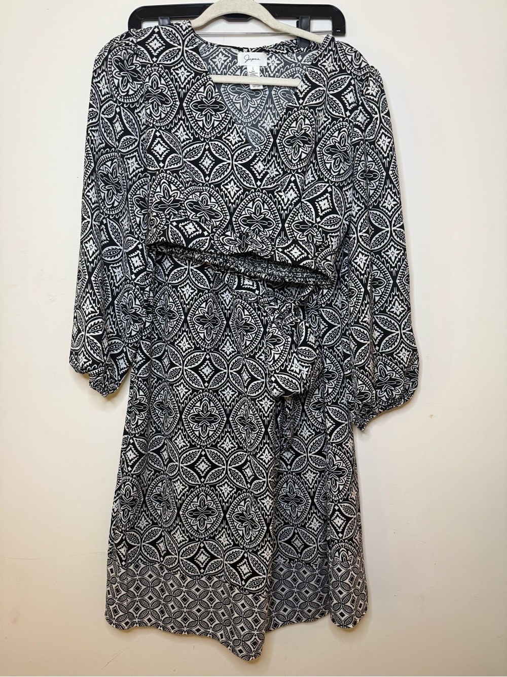 Japna Black & White Geometric Print Wrap crop and high rise wide leg pant set